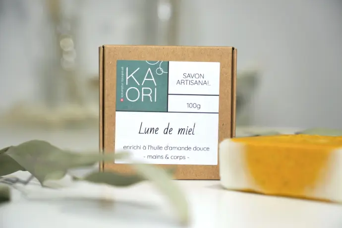 SAVON SOLIDE LUNE DE MIEL 5% SURGRAS